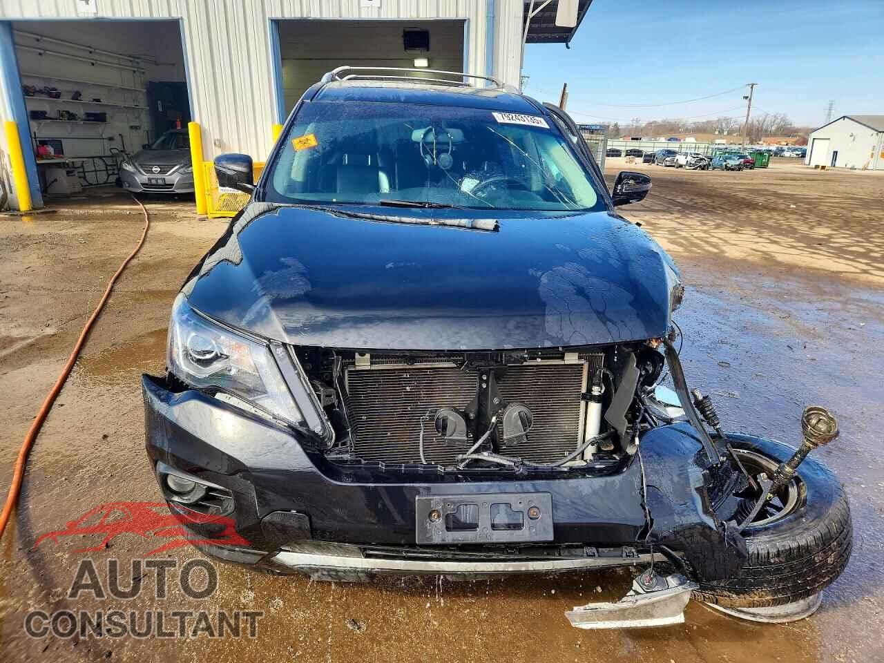 NISSAN PATHFINDER 2017 - 5N1DR2MMXHC699272