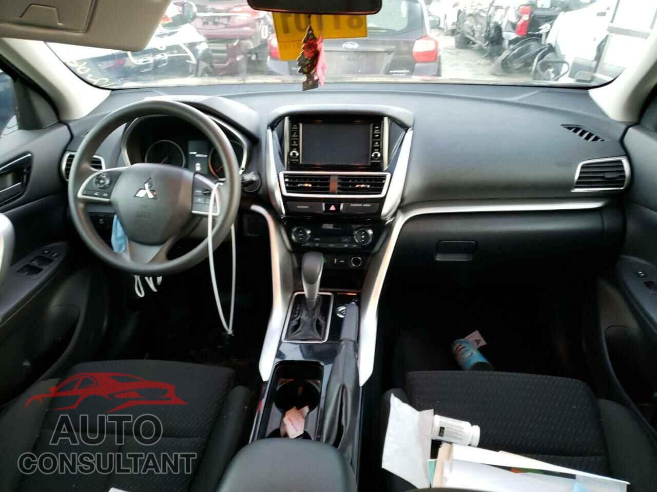 MITSUBISHI ECLIPSE 2018 - JA4AT3AA8JZ069370
