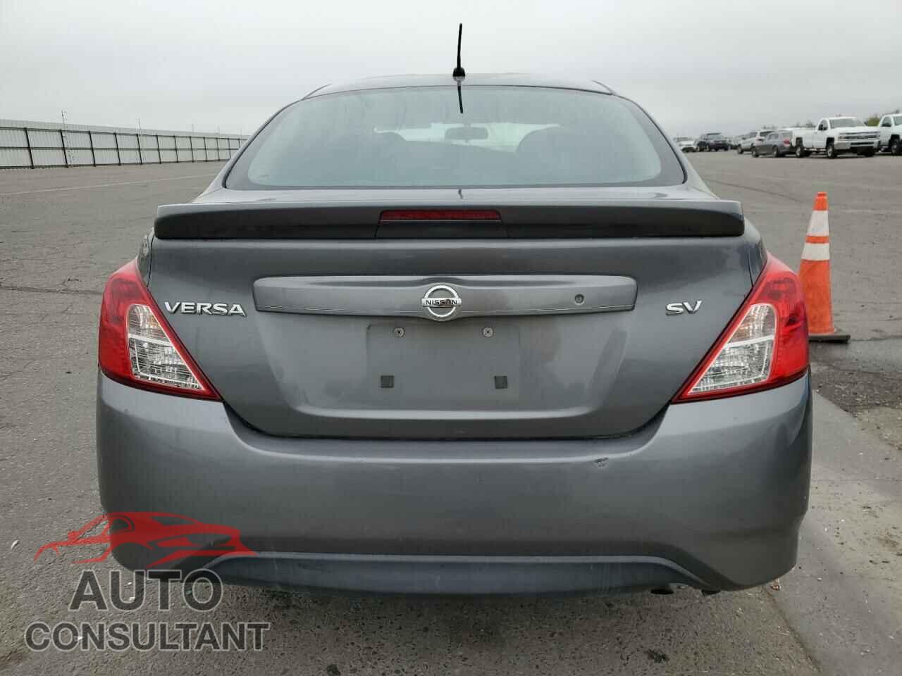 NISSAN VERSA 2017 - 3N1CN7AP3HL855411