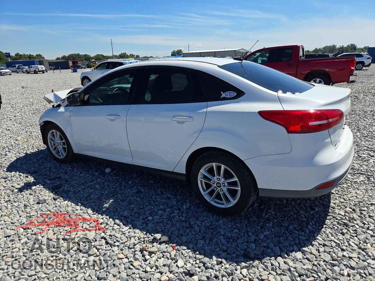 FORD FOCUS 2015 - 1FADP3F22FL298345
