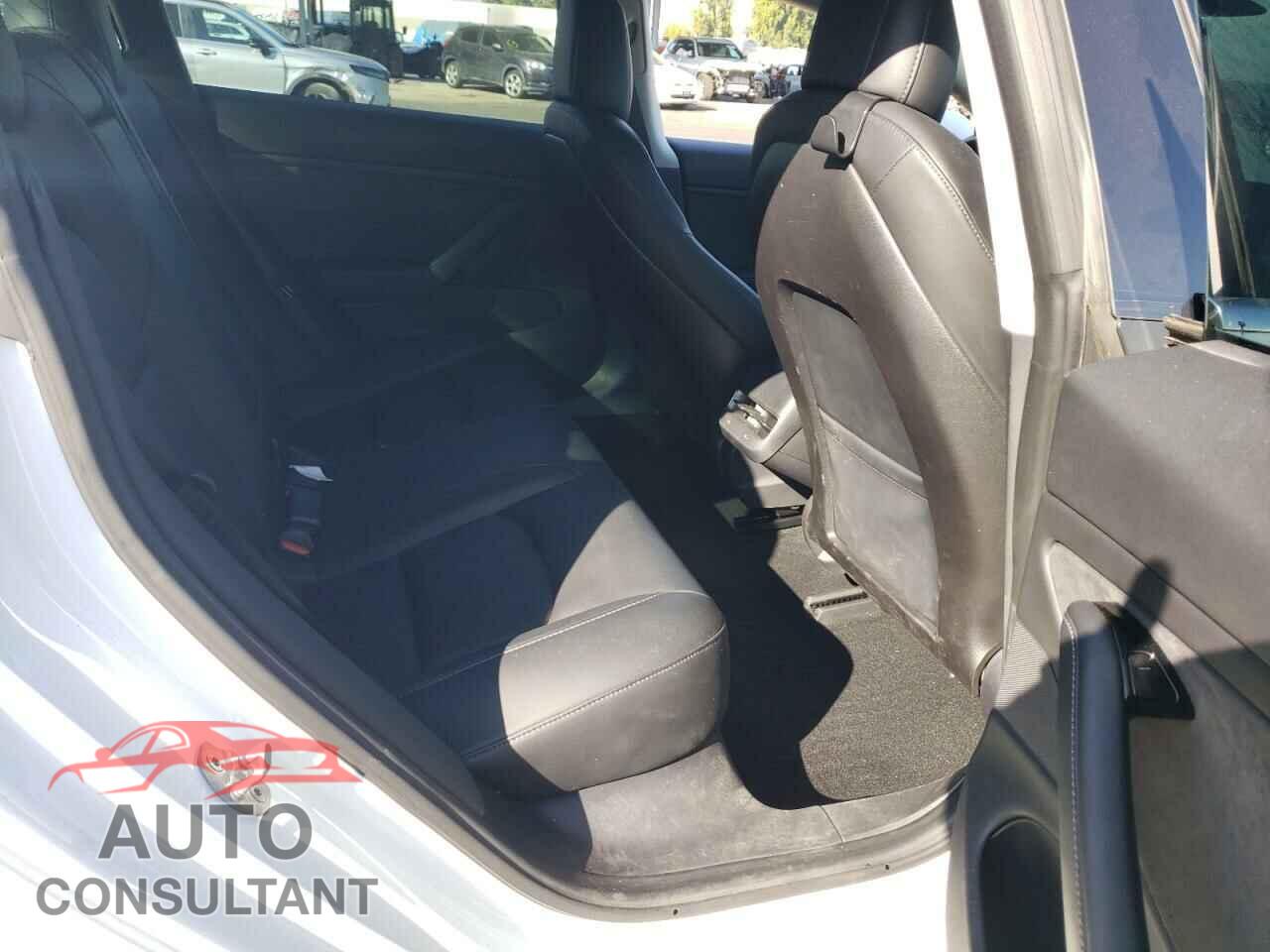 TESLA MODEL 3 2018 - 5YJ3E1EA1JF164754