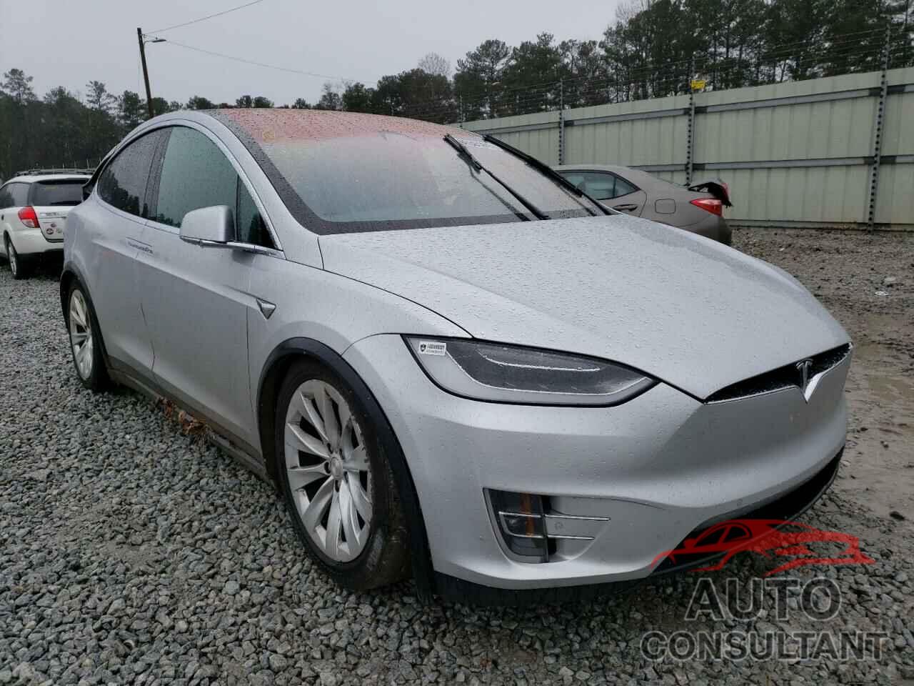 TESLA MODEL X 2018 - 5YJXCBE25JF103378