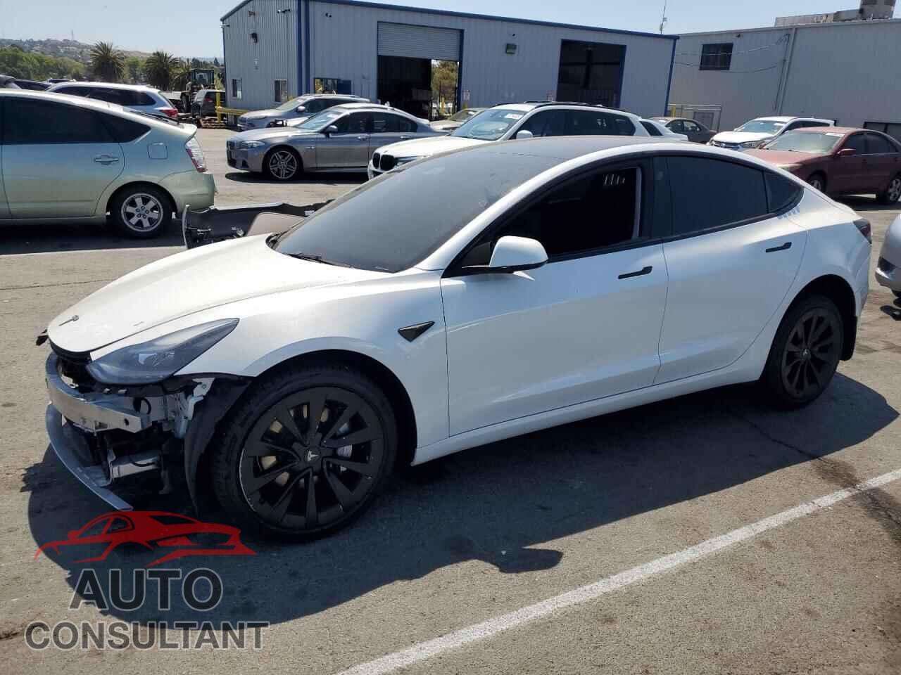 TESLA MODEL 3 2023 - 5YJ3E1EA4PF449845