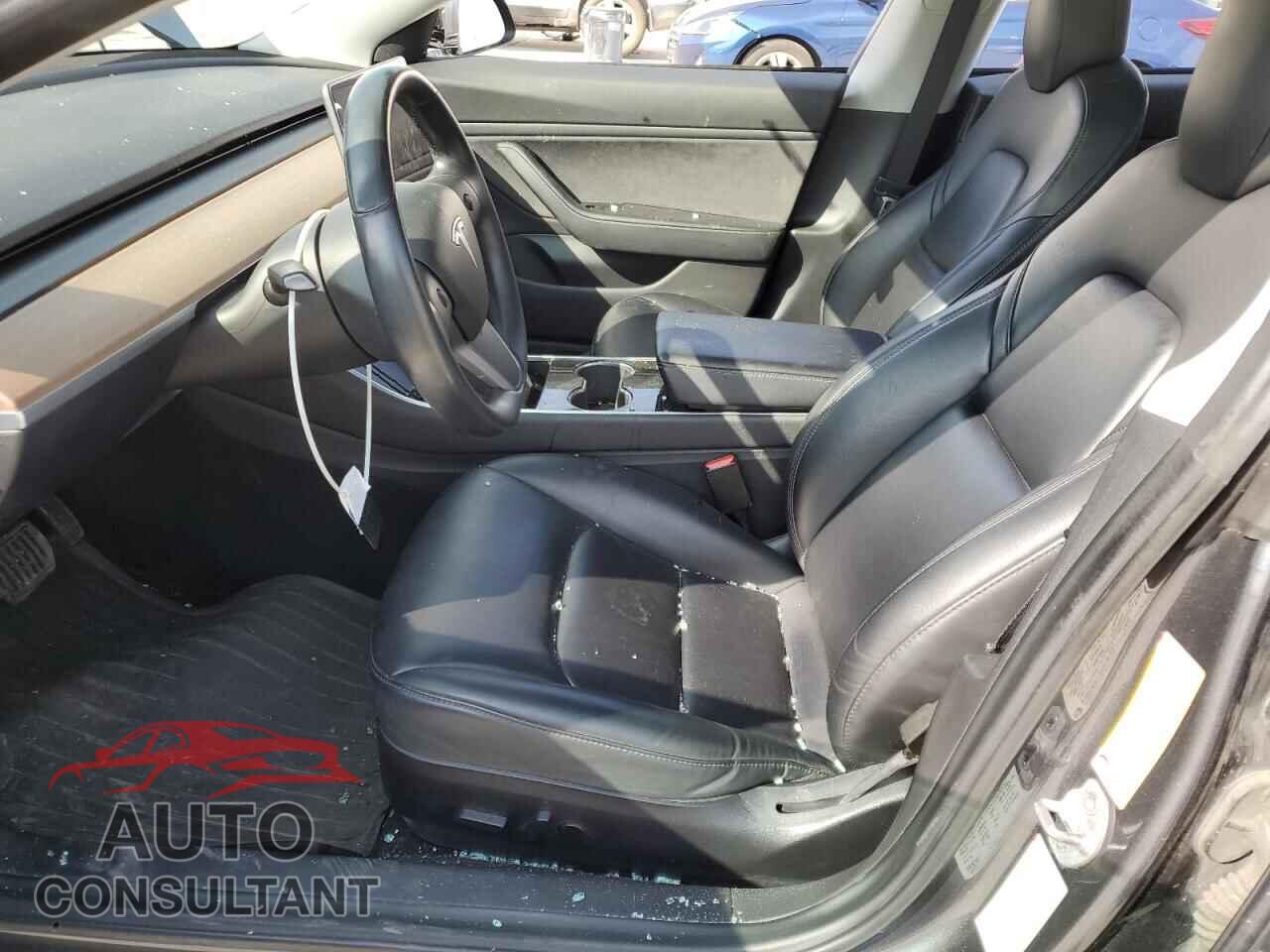 TESLA MODEL 3 2018 - 5YJ3E1EB6JF185205