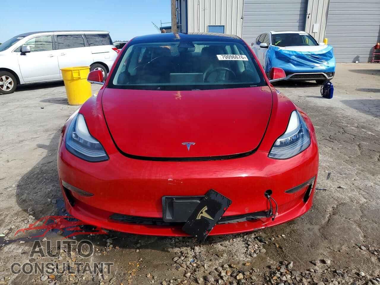 TESLA MODEL 3 2019 - 5YJ3E1EAXKF304978