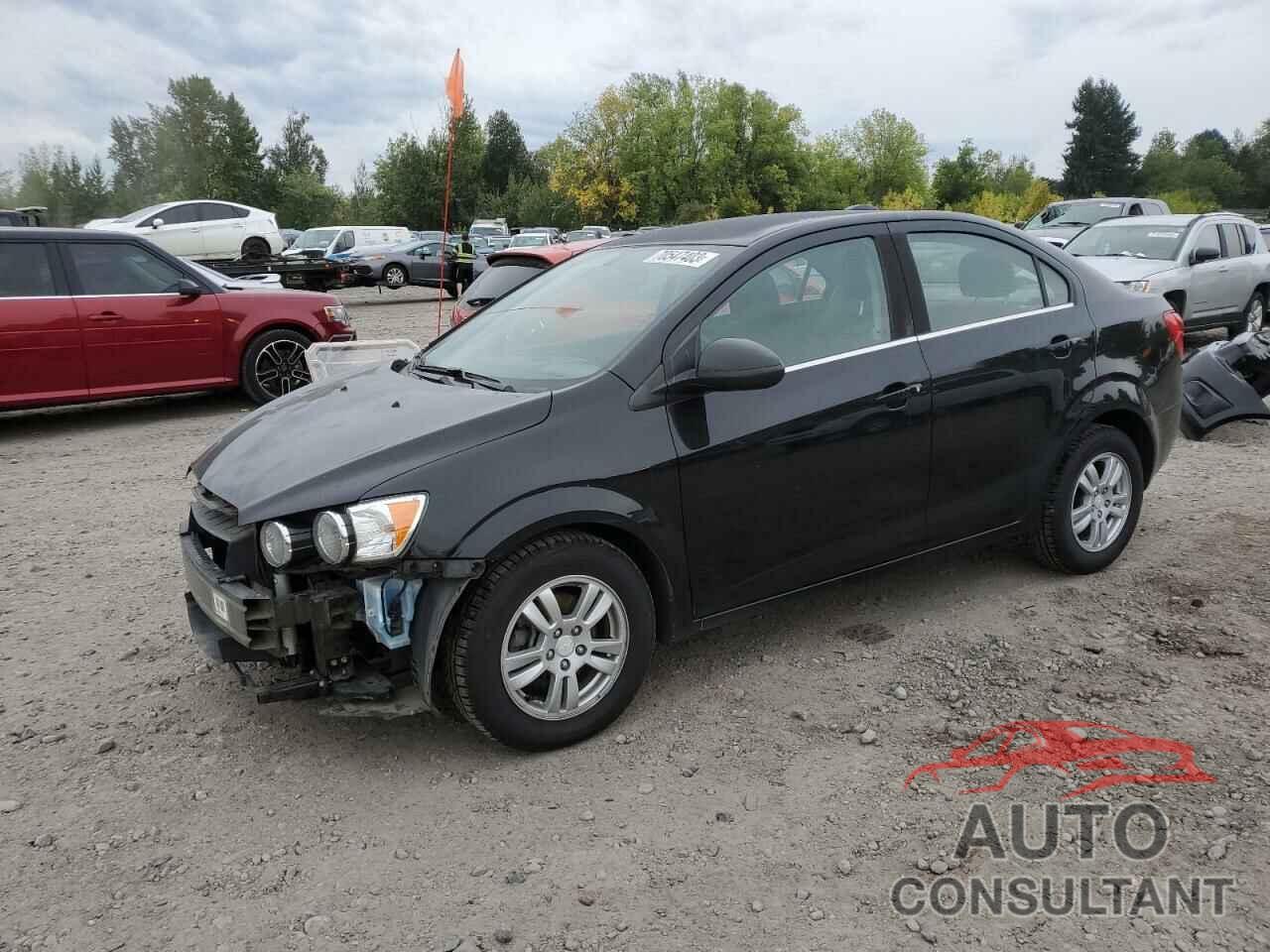 CHEVROLET SONIC 2016 - 1G1JC5SG4G4105171