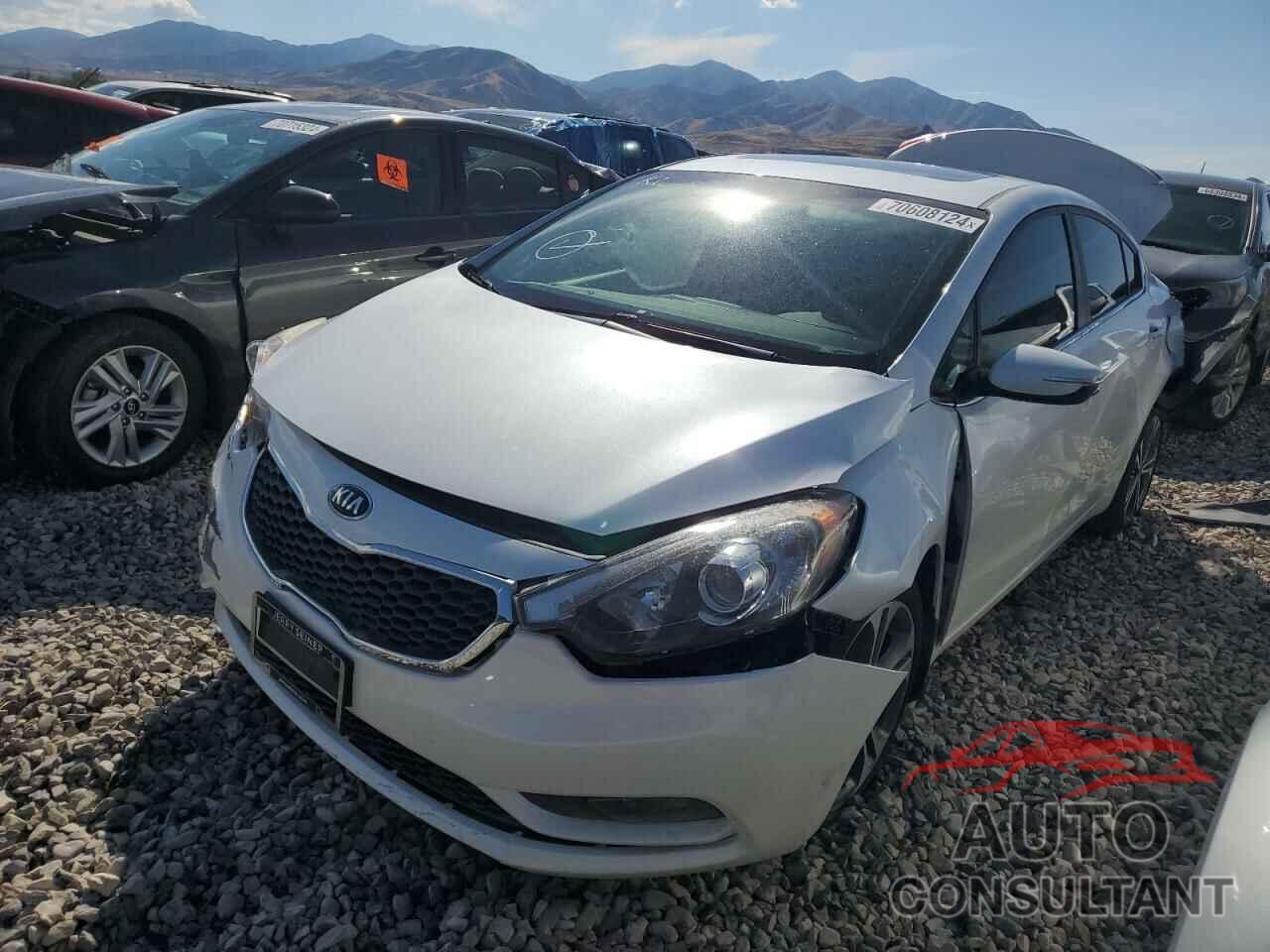 KIA FORTE 2016 - KNAFZ4A82G5450061