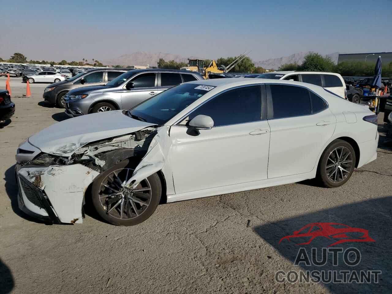 TOYOTA CAMRY 2023 - 4T1G11AK4PU140312