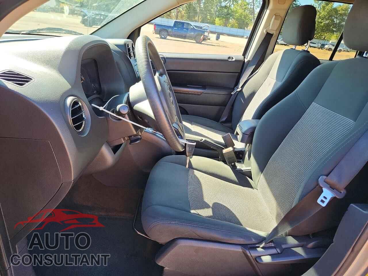 JEEP COMPASS 2014 - 1C4NJCBA8ED829652