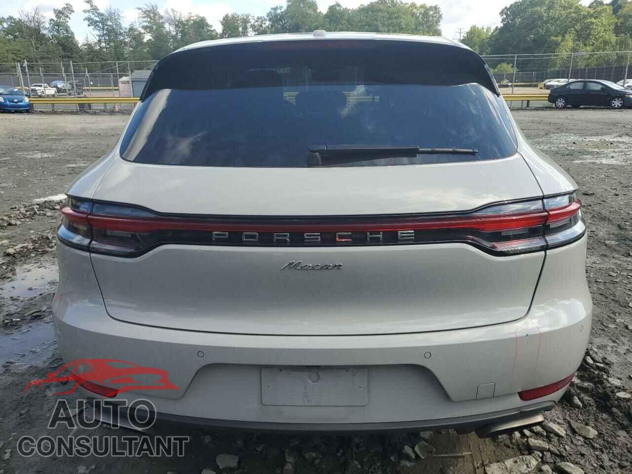 PORSCHE MACAN 2021 - WP1AA2A56MLB00663
