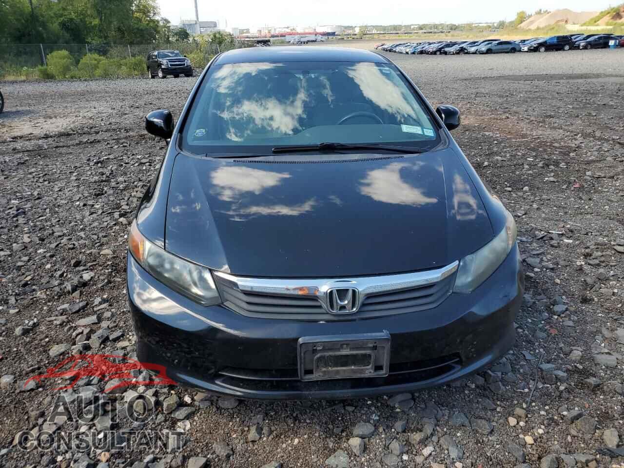 HONDA CIVIC 2012 - 2HGFB2F52CH608185