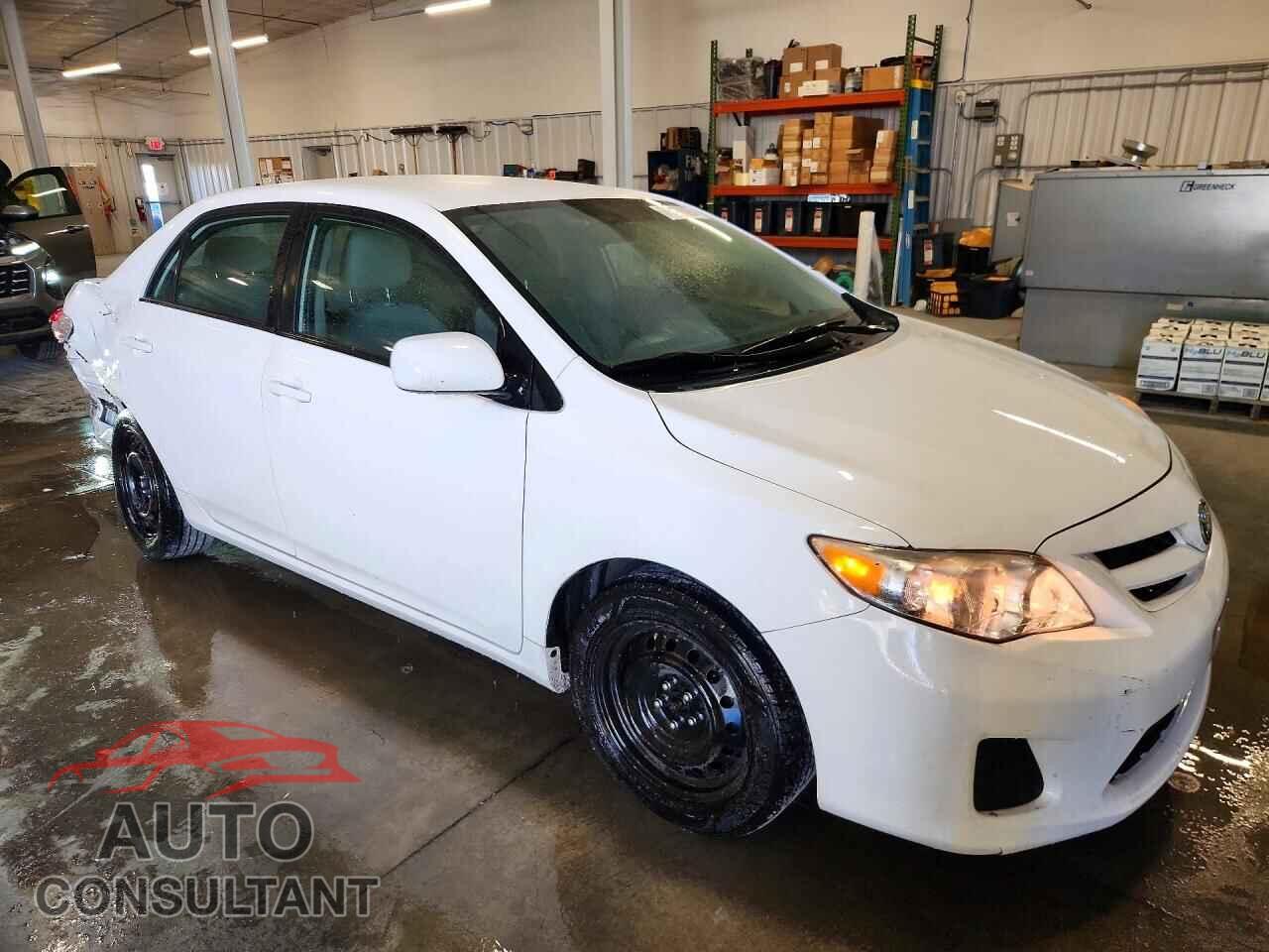 TOYOTA COROLLA 2012 - 2T1BU4EEXCC808911