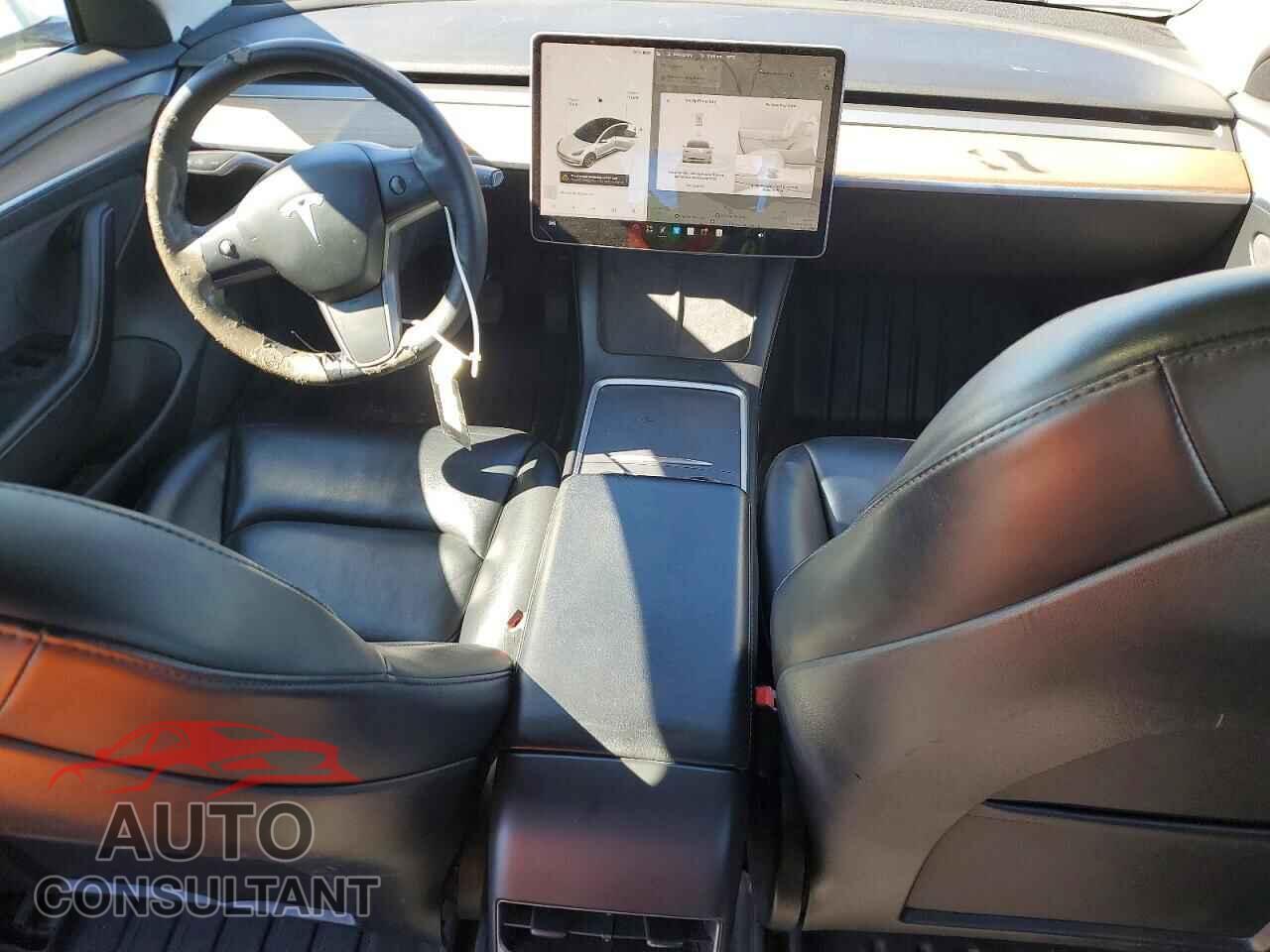 TESLA MODEL 3 2021 - 5YJ3E1EA5MF030253