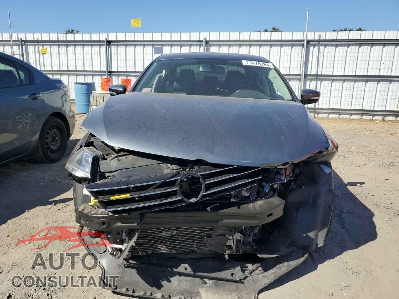 VOLKSWAGEN JETTA 2017 - 3VWDB7AJXHM366355