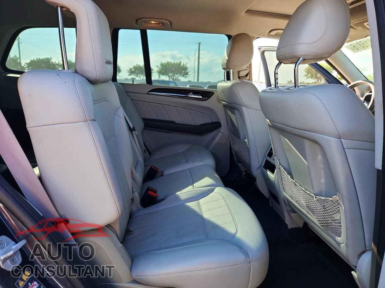 MERCEDES-BENZ GL-CLASS 2015 - 4JGDF2EE2FA459044
