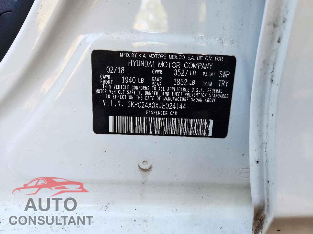 HYUNDAI ACCENT 2018 - 3KPC24A3XJE024144