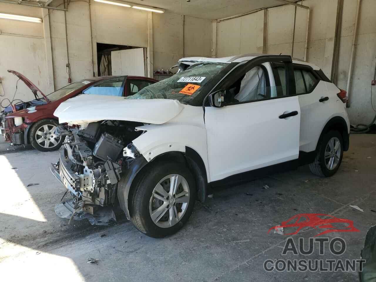 NISSAN KICKS 2019 - 3N1CP5CU8KL501733