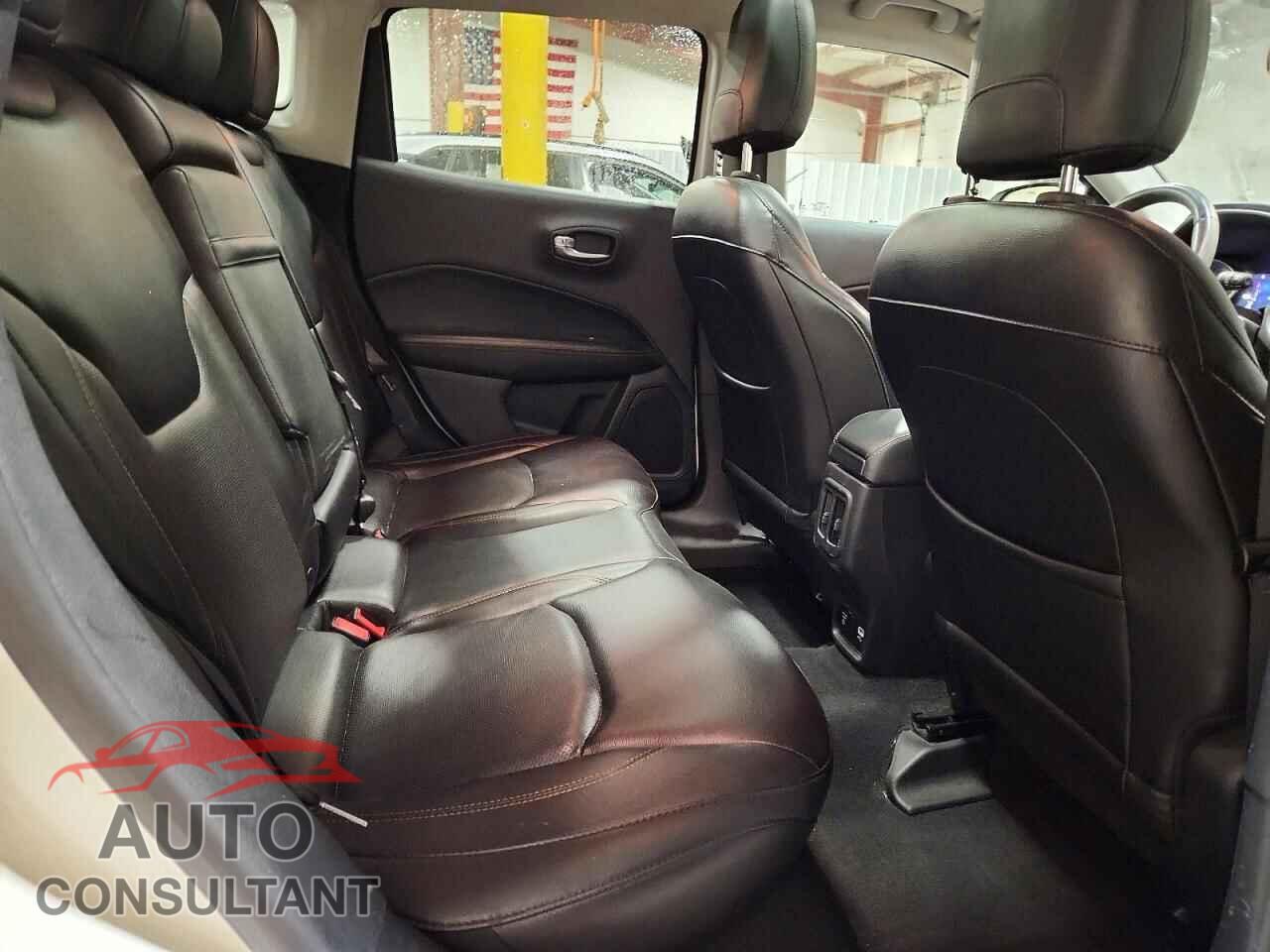 JEEP COMPASS 2017 - 3C4NJDCB9HT631903