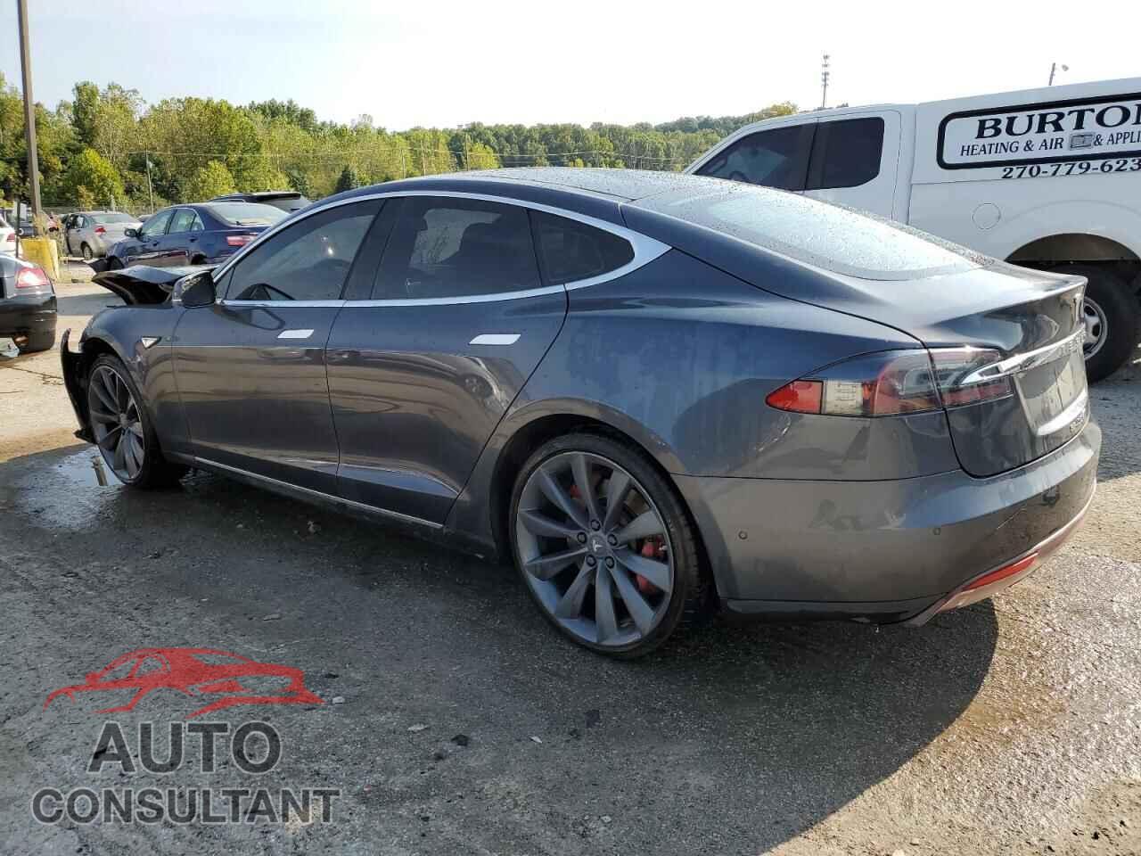 TESLA MODEL S 2015 - 5YJSA1H15FF081144