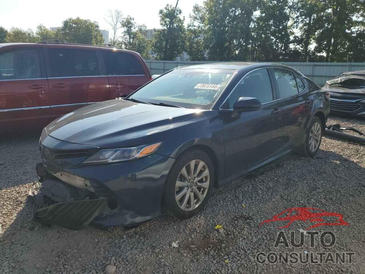 TOYOTA CAMRY 2018 - 4T1B11HKXJU599884