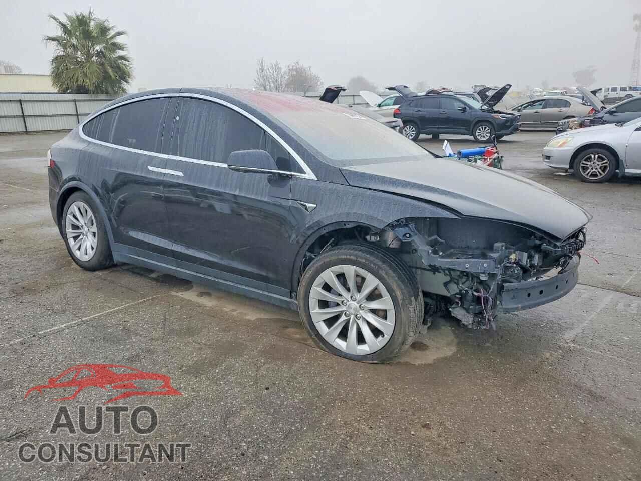 TESLA MODEL X 2017 - 5YJXCBE2XHF049392