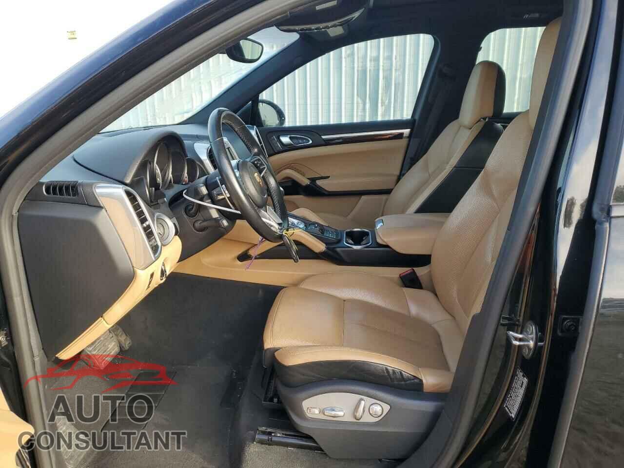 PORSCHE CAYENNE 2016 - WP1AA2A2XGLA02861