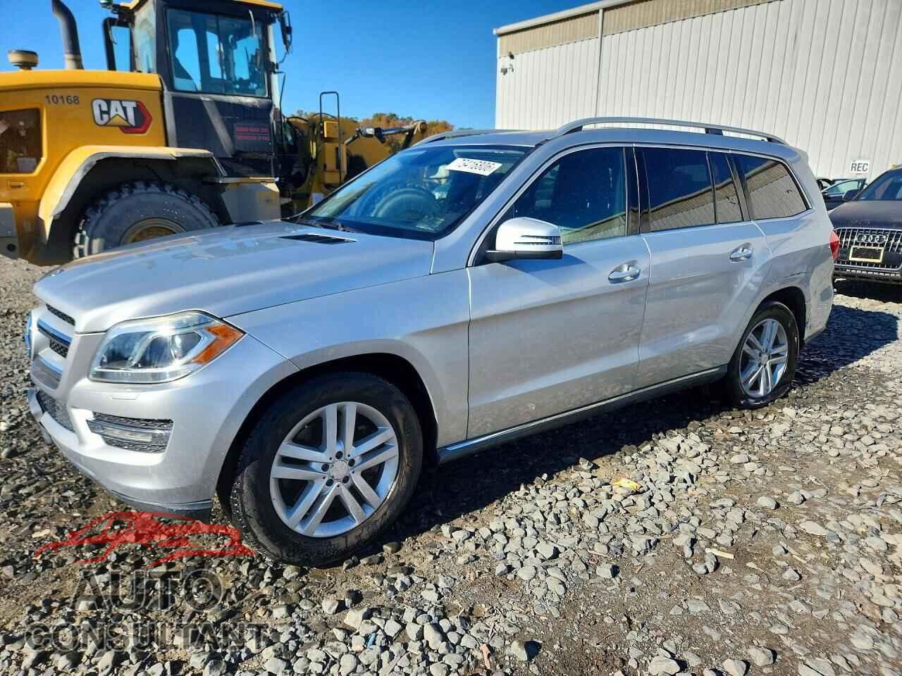 MERCEDES-BENZ GL-CLASS 2013 - 4JGDF7CE3DA104106