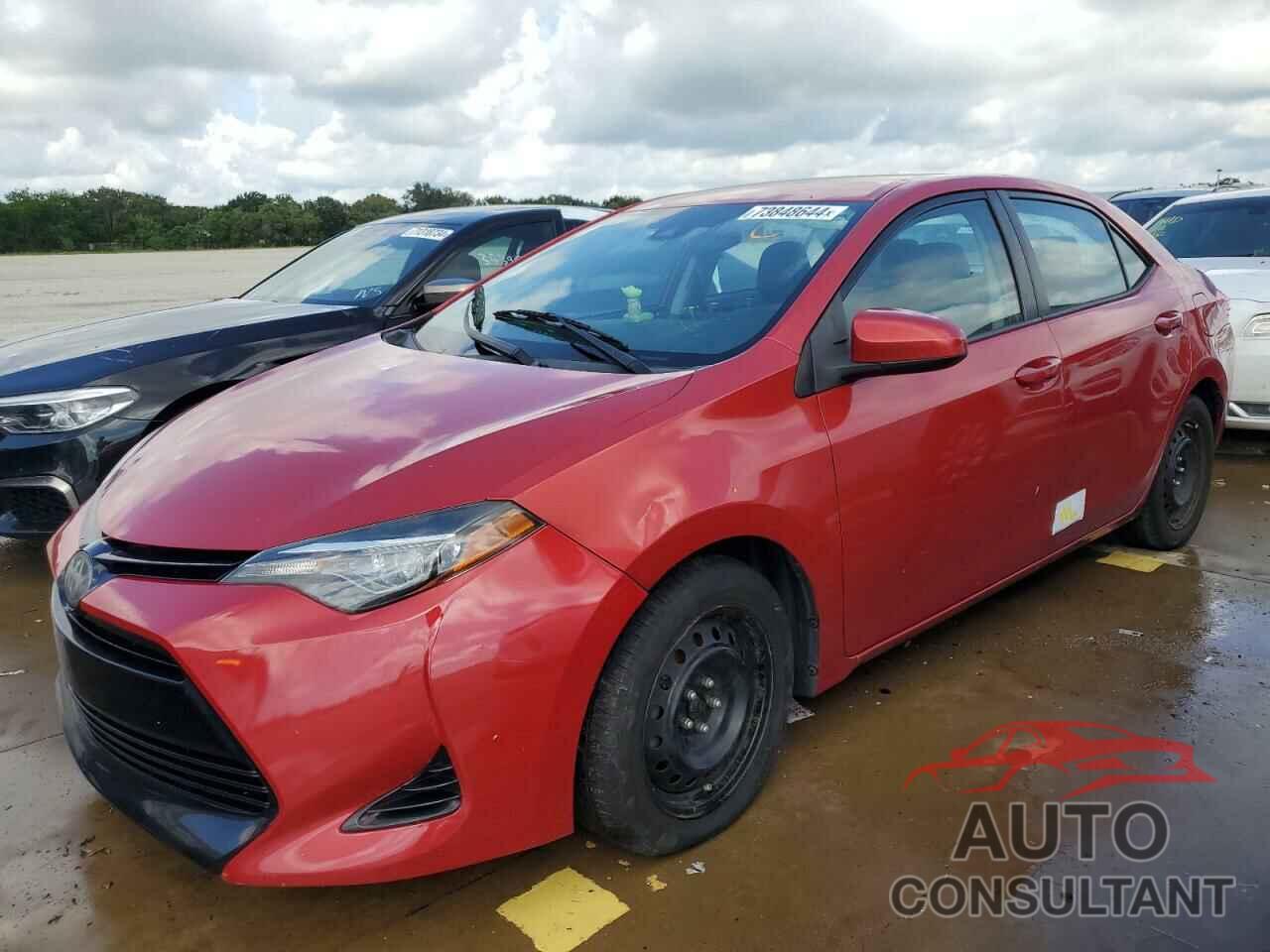 TOYOTA COROLLA 2018 - 5YFBURHE9JP759206