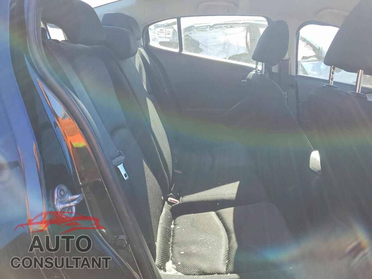 MAZDA 3 2017 - 3MZBN1U75HM143233
