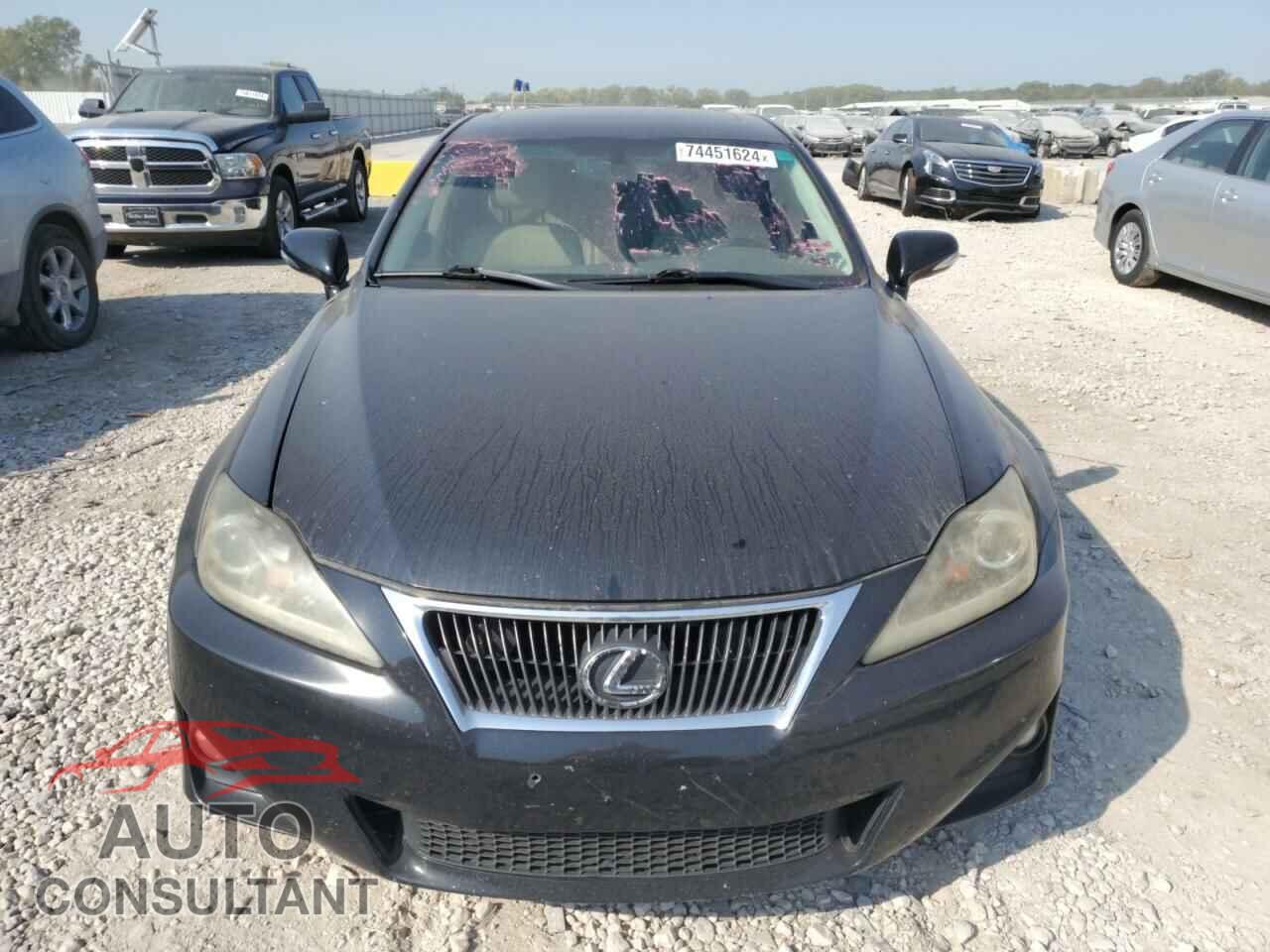 LEXUS IS 2012 - JTHCF5C28C5054559