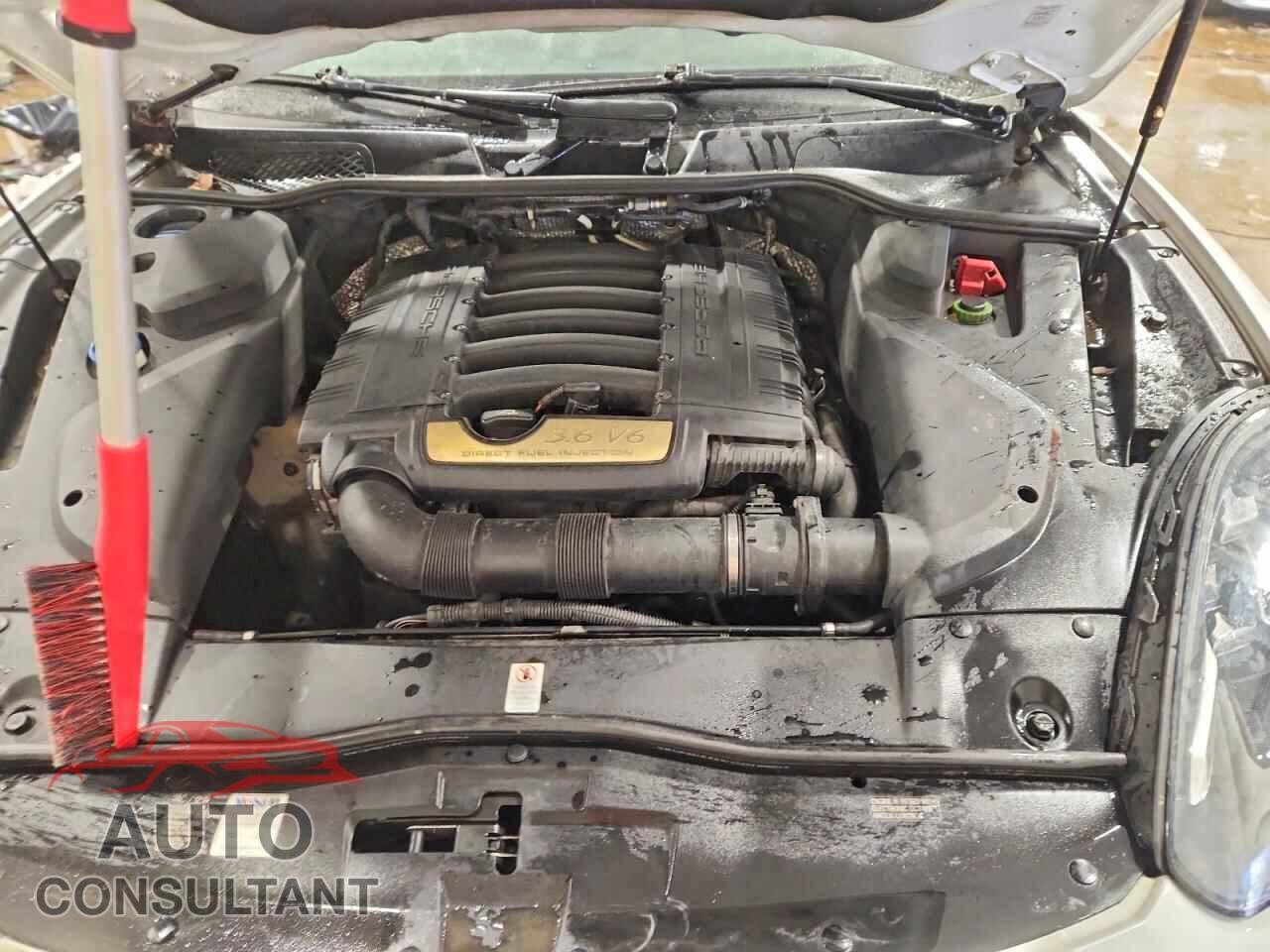 PORSCHE CAYENNE 2016 - WP1AA2A24GKA10881