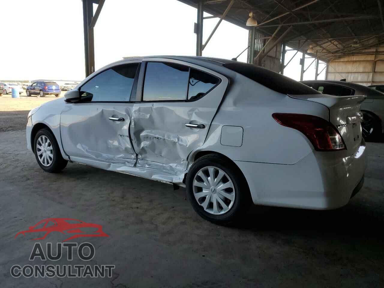 NISSAN VERSA 2019 - 3N1CN7AP3KL845467