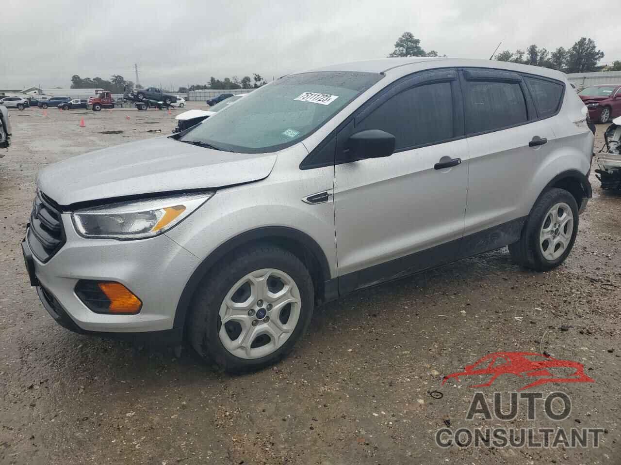 FORD ESCAPE 2017 - 1FMCU0F77HUB21369