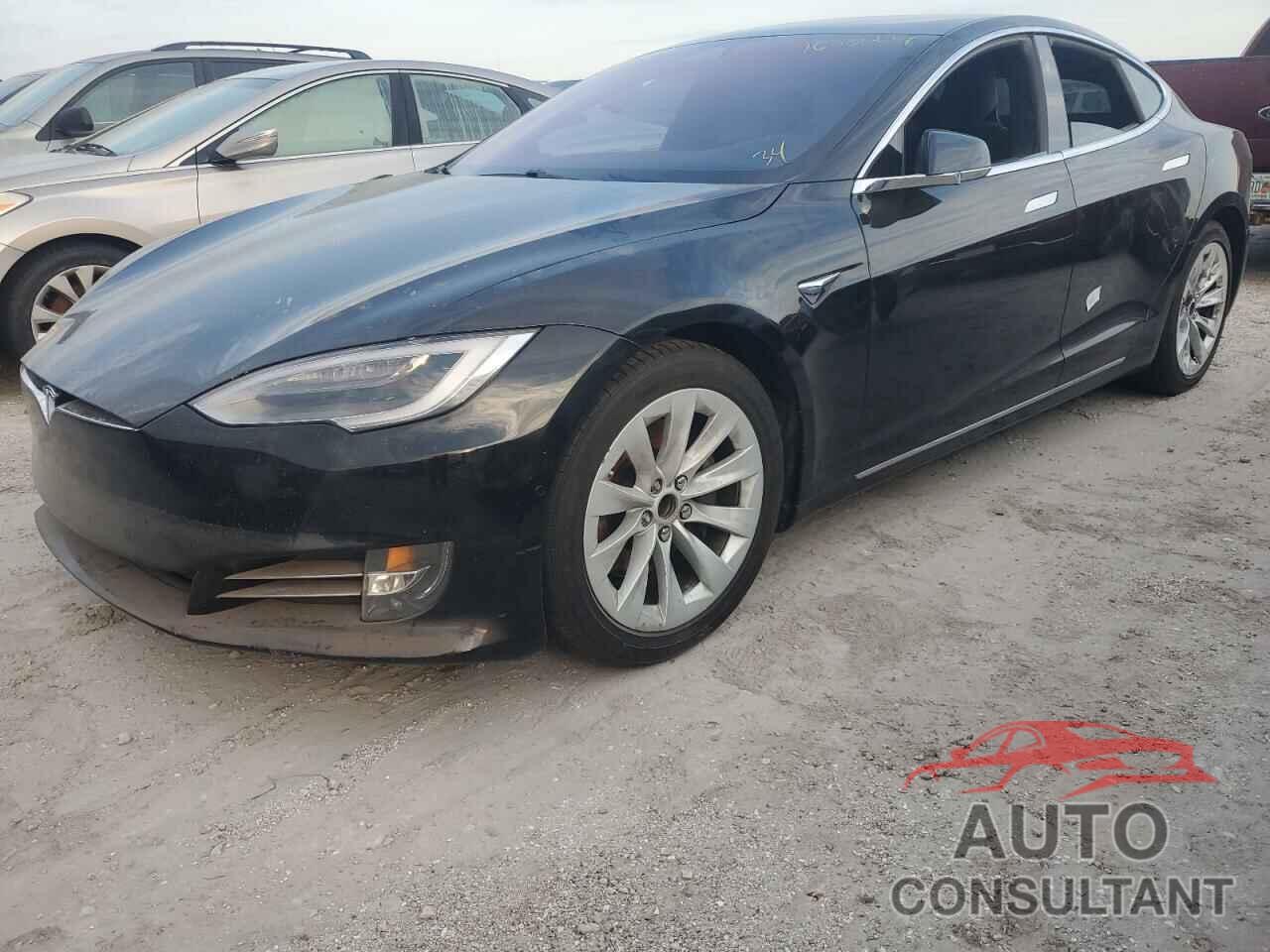 TESLA MODEL S 2017 - 5YJSA1E12HF199613