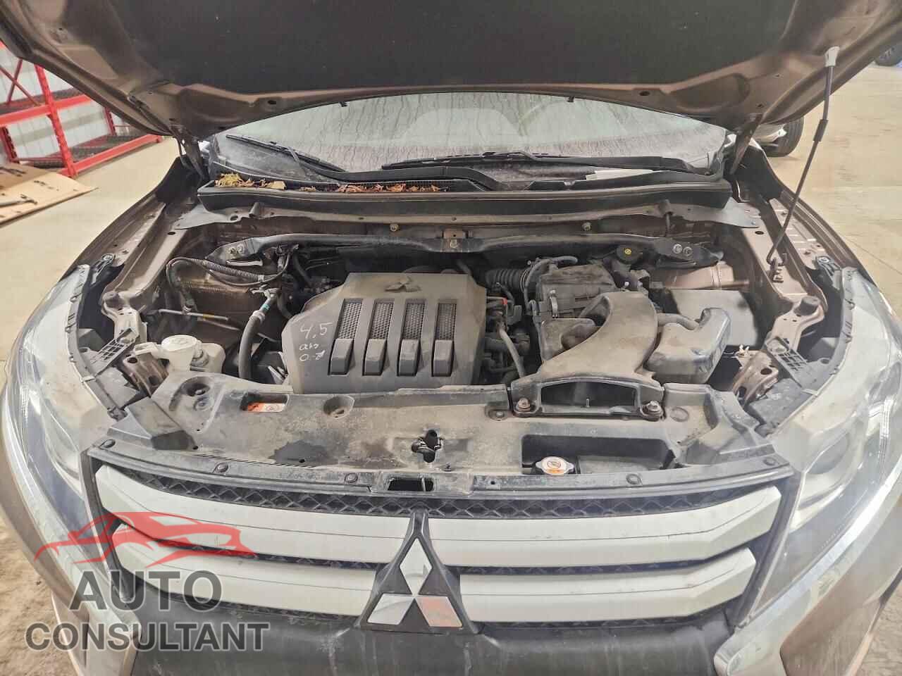 MITSUBISHI ECLIPSE 2019 - JA4AT3AA3KZ030803