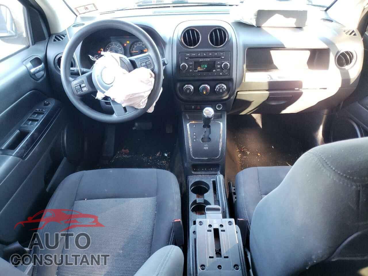 JEEP COMPASS 2016 - 1C4NJCBA3GD611802