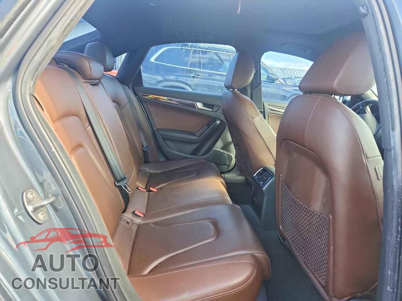 AUDI A4 2014 - WAUFFAFL8EA006174