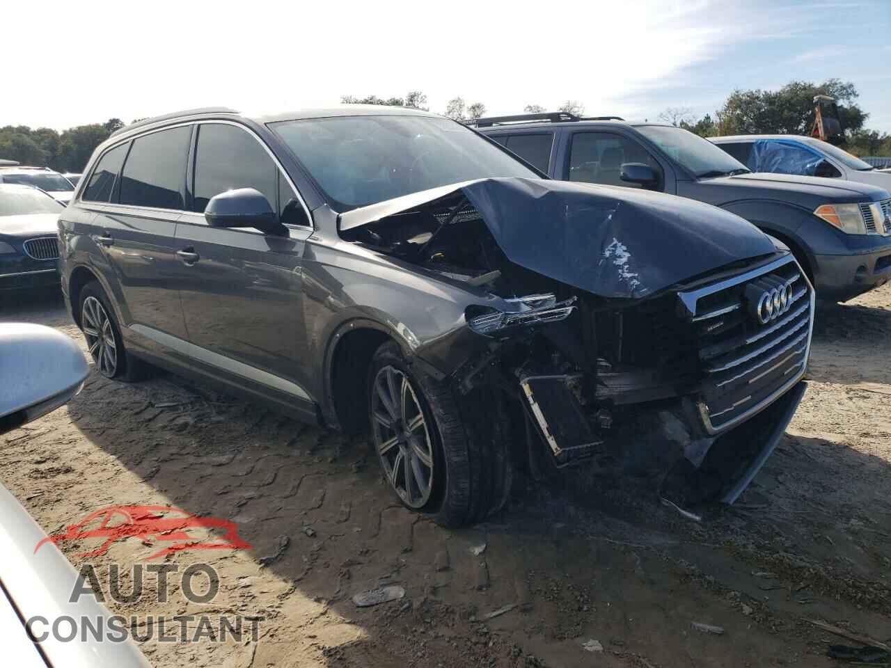 AUDI Q7 2018 - WA1LAAF73JD048942
