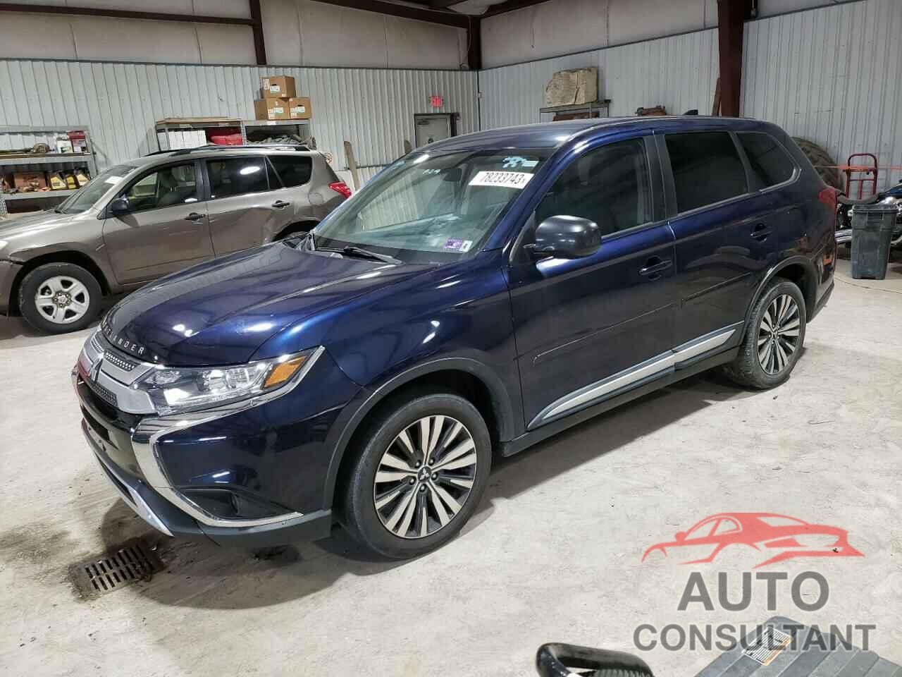 MITSUBISHI OUTLANDER 2019 - JA4AD2A37KZ016315
