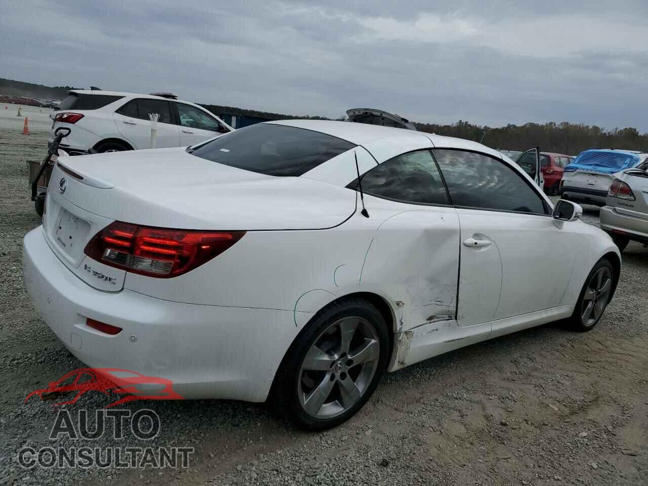 LEXUS IS 2010 - JTHFE2C25A2501250