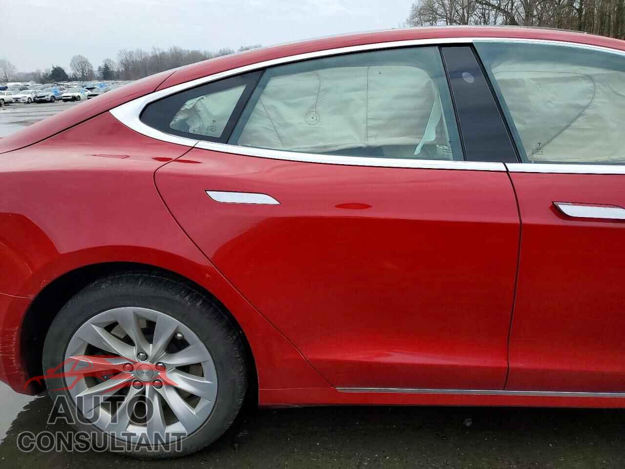 TESLA MODEL S 2018 - 5YJSA1E24JF294477