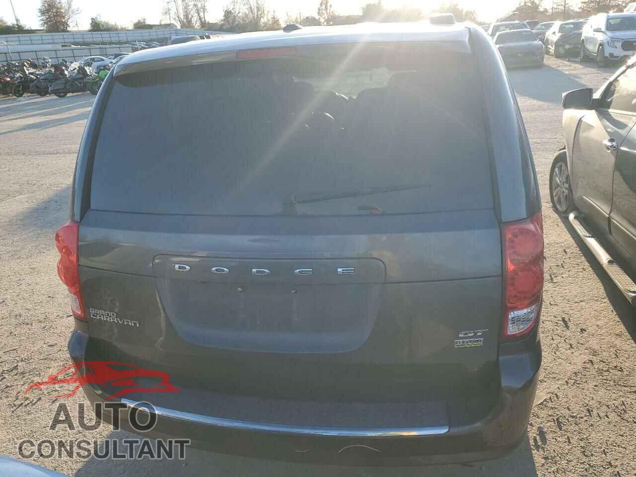 DODGE CARAVAN 2018 - 2C4RDGEG2JR325010