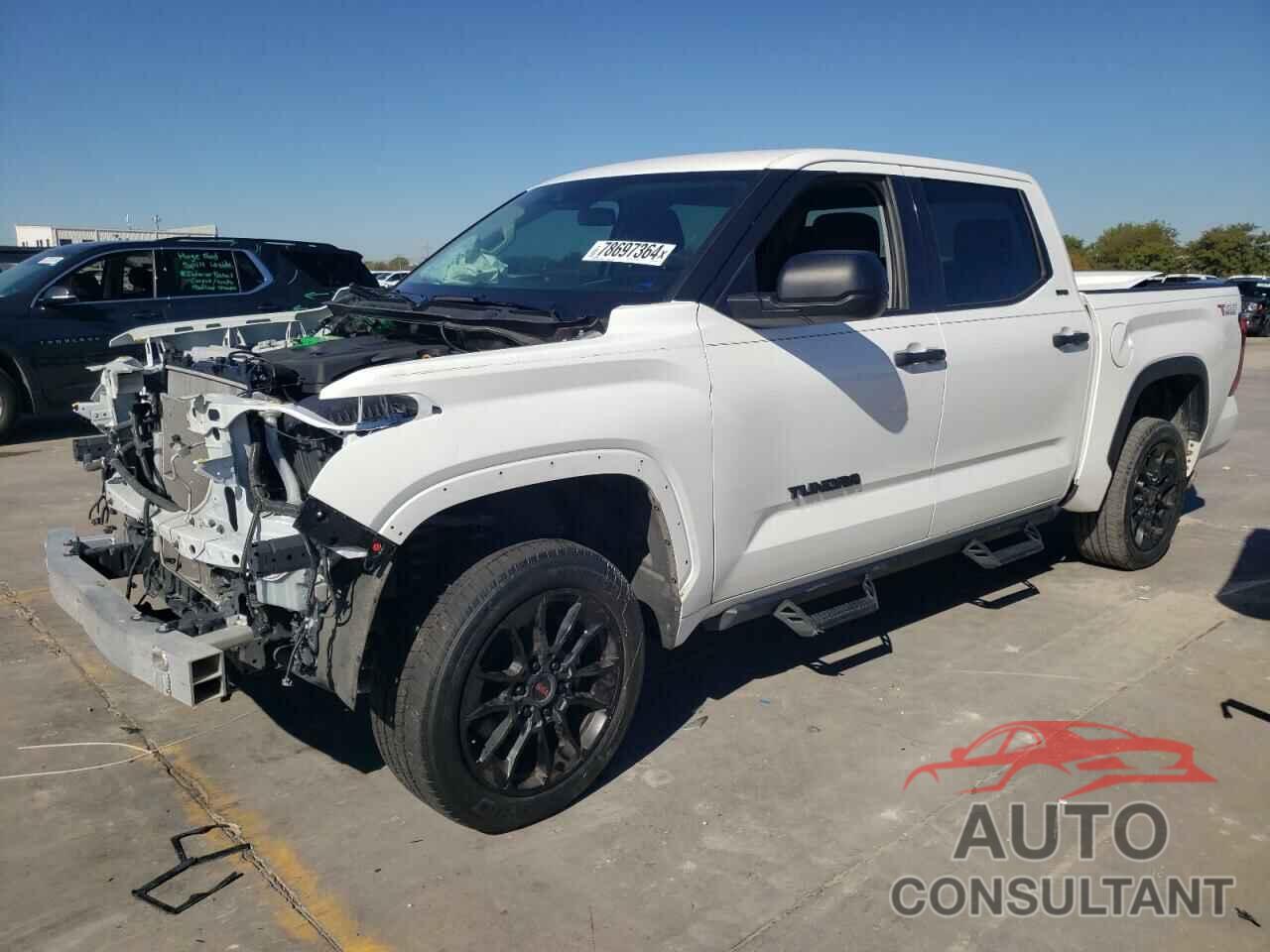 TOYOTA TUNDRA 2023 - 5TFLA5DB8PX077347