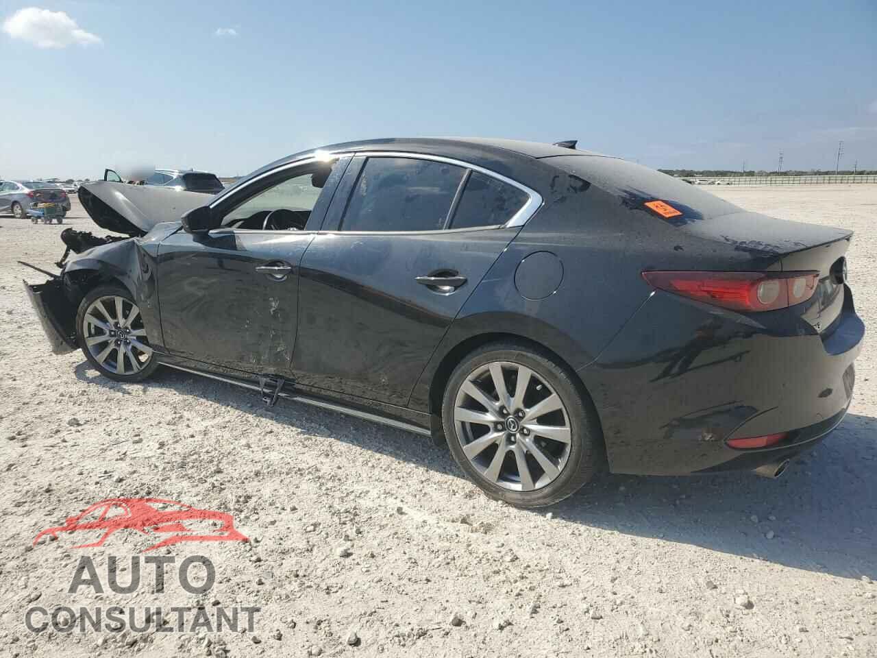 MAZDA 3 2022 - JM1BPADL5N1507170