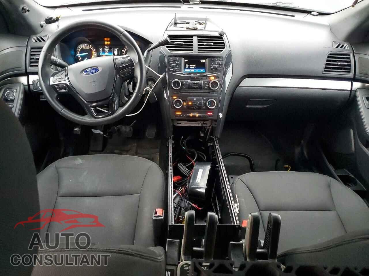FORD EXPLORER 2018 - 1FM5K8AR2JGB92263