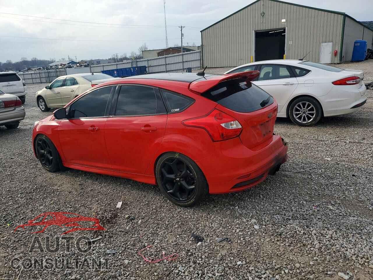 FORD FOCUS 2014 - 1FADP3L96EL316846