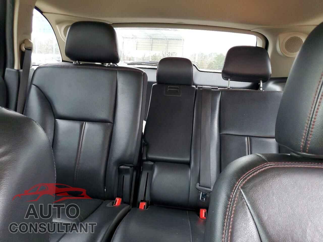 FORD EDGE 2011 - 2FMDK3KC0BBA92860