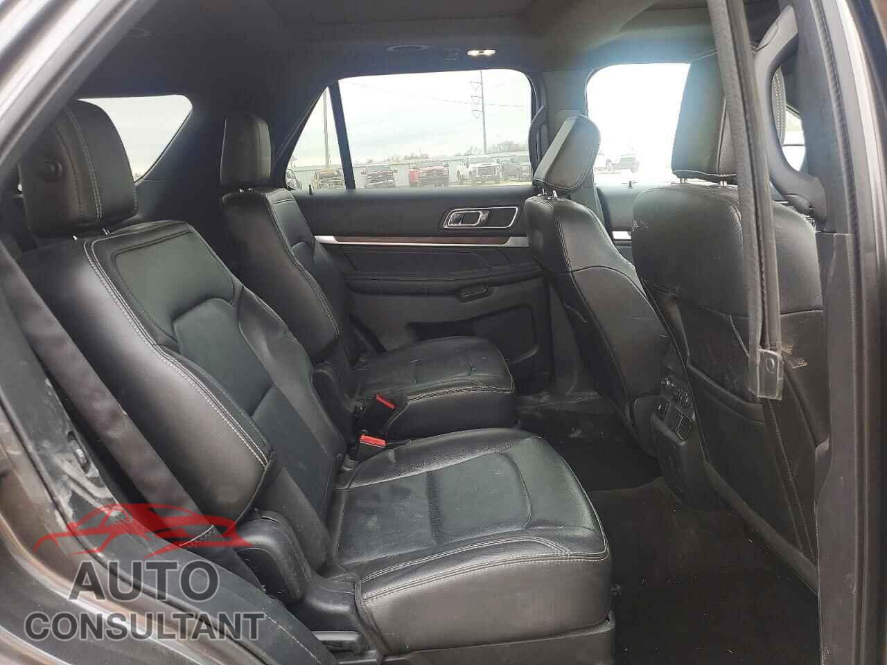 FORD EXPLORER 2018 - 1FM5K7F89JGB04223