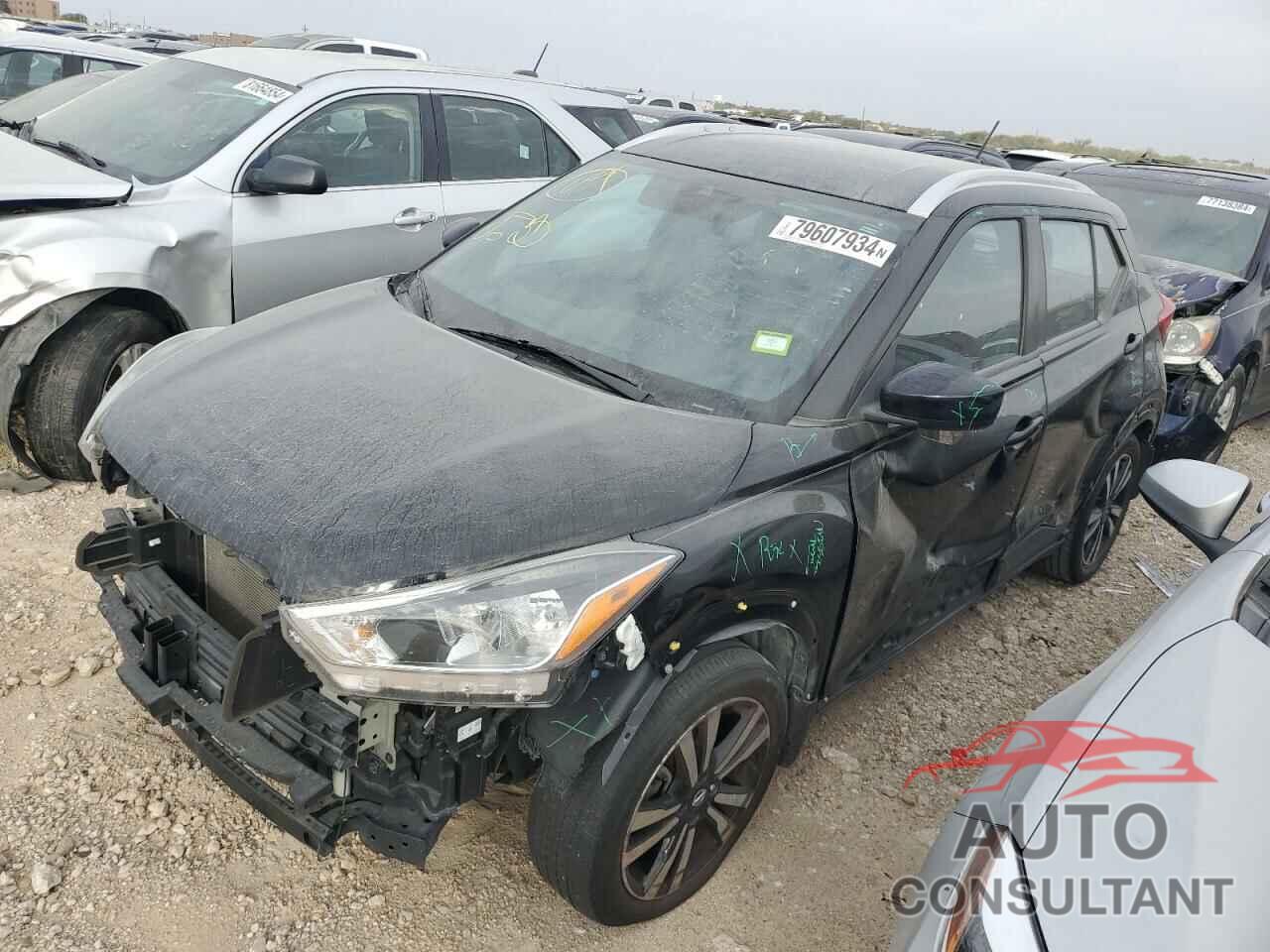 NISSAN KICKS 2020 - 3N1CP5CV2LL512754