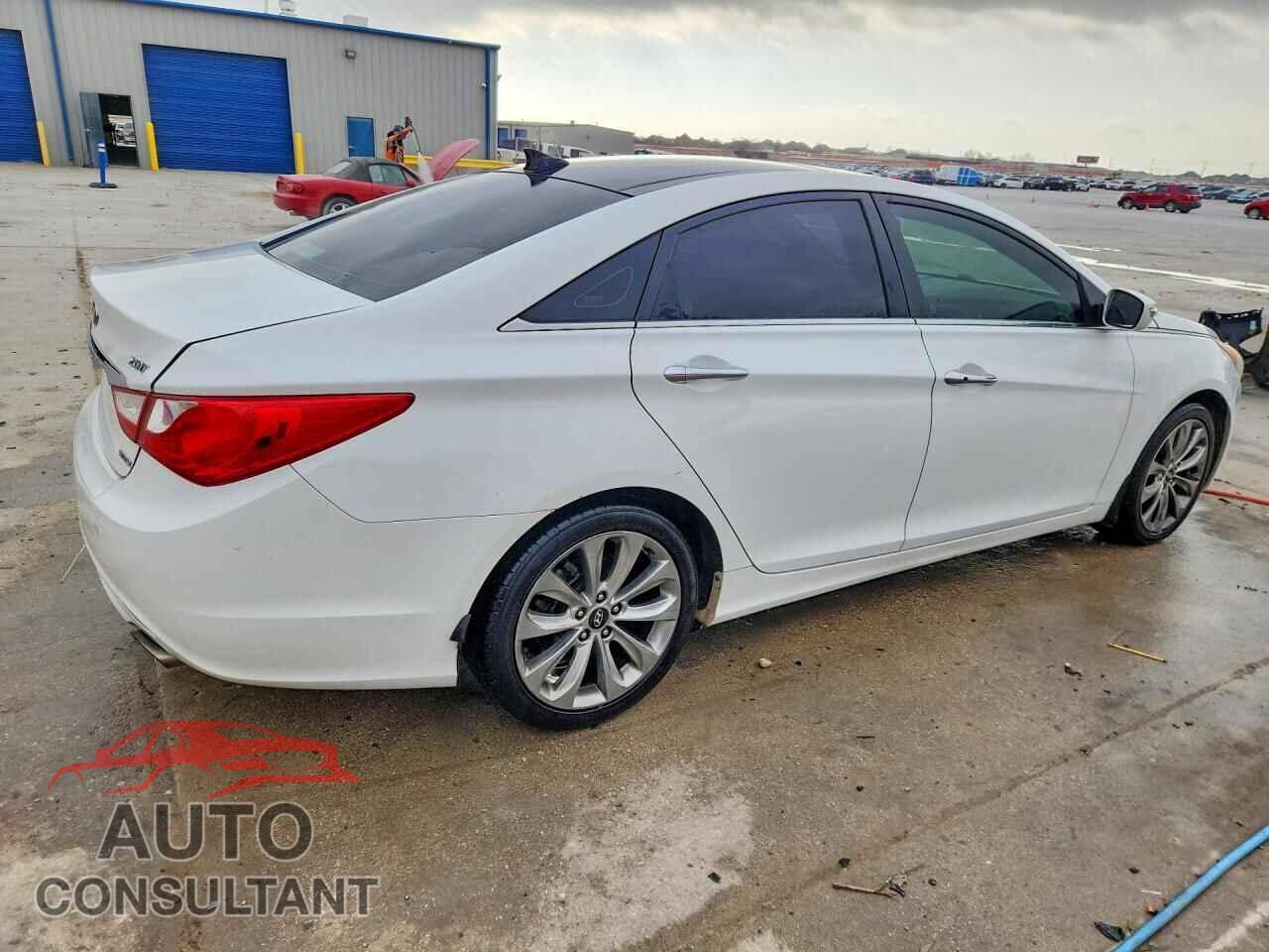 HYUNDAI SONATA 2013 - 5NPEC4AB0DH511446